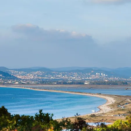 Hyeres-plage Clim Cabine-l'ayguade By Hc Daire *